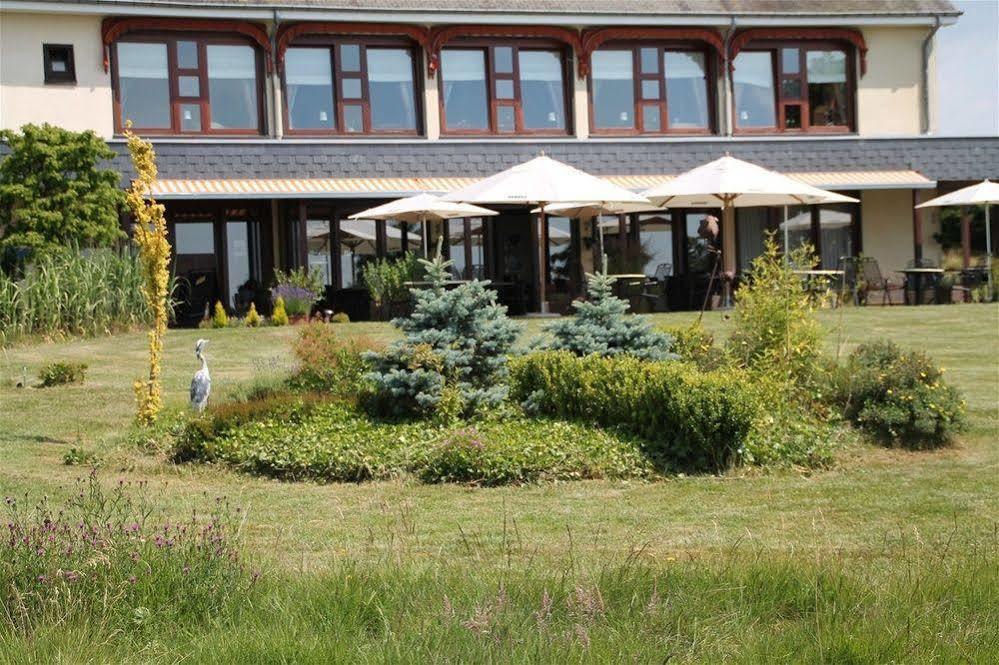 Hôtel Restaurant N 4 Martelange Exterior foto